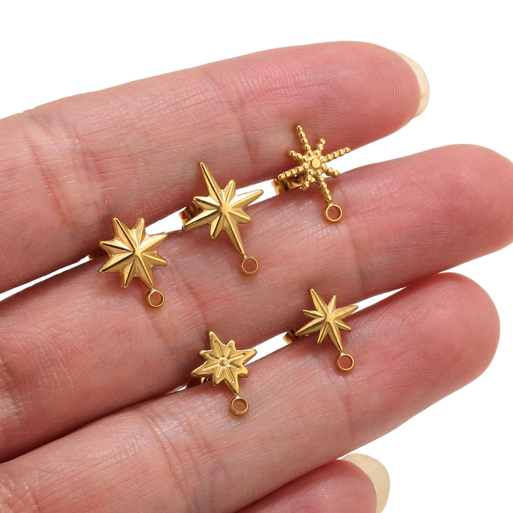 6 pz. Orecchini a Stella in Ac - Body Jewelry recensione e prezzo
